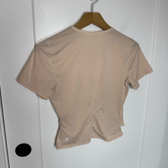Lululemon Round Trip Short Sleeve Tee Shirt Lightweight Heathered Nudie Size 4 - Picture 4 of 5